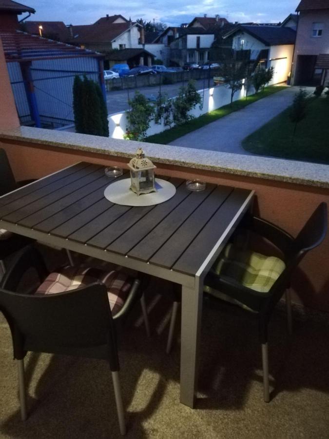 Guest House Lucija Buzin 外观 照片